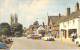 ENGLAND Wiltshire  - MARLBOROUGHT : Hight Street &amp; St Peter's Church ( Automobiles Cars ) - Jolie CPA - - Altri & Non Classificati