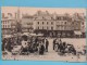 Avranches : RARE !!!!!!  La Place Littré Un Jour De Marché ( Trés Belle Animation ) En 1917 - Fliegende Händler