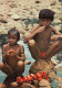 VENEZUELA - Sanemas Indians Eating Merey - Nude - Nu - Ethnics - Venezuela