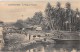 04987 "COCHINCHINE - LE VILLAGE DE THU - DUC" , BARCHE, CARRI. ANIMATA.  CART. POST. ORIG. NON SPEDITA. - Vietnam