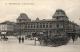 BELGIQUE - BRUXELLES - La Gare Du Nord. N°127. (calèches) - Spoorwegen, Stations