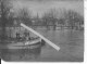 Paris Fournaises Innondations 1910 Crue De La Seine 30/01/1910  Péniche Marinier Et Sa Famille1 Photo - Places