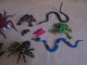 Delcampe - Vintage - Petit Lot De 11 Animaux En Plastique - Poissons, Grenouilles, Serpents, Araignées - Poissons