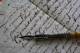 Vintage Accessoire école Porte Plume En Bois Et Une Plume Sergent Major Théme Bureau Et Objets Liés School Dip Pen - Plumas