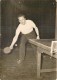 GRANDE PHOTOGRAPHIE ORIGINALE PING-PONG PONGISTE TENNIS DE TABLE SPORT BRUXELLES BELGIQUE R. DEVAUX RUE DU MONITEUR - Deportes