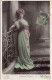 1166. CPA ARTISTES 1900. COMEDIENNE CECILE SOREL. - Artistes