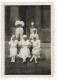 VIEILLE VERITABLE PHOTO Dentelée MILITARIA : Groupe D´Infirmières Croix Rouge Avec Militaires à Identifier à Localiser - War, Military