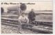 SOUDEURS - OUVRIERS DANS LA COUR DE L USINE - VOIES FERREES - BOMBONNE - CARTE PHOTO - Industrie