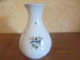 Trés Beau Vase Ballon En Moustier  Signé     -25cm  "motif Floral" - Moustiers (FRA)