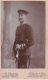 CDV Foto Deutscher Soldat Mit Säbel - Atelier Wirtz  - Cöln/Rh. - Ca. 1900 (24776) - Krieg, Militär