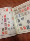 Delcampe - Env. 3650 TIMBRES LOT TOUS PAYS DANS ALBUM THIAUDE LE GLOBE Env. 265 PAGES PHOTOS A TRIER ET  A ETUDIER !!! - Collections (with Albums)