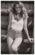 Sexy CATHERINE BACH Actress PIN UP PHOTO Postcard - Publisher RWP 2003 (05) - Artistas