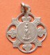 Médaille En Argent Ancienne De Sainte Germaine Pibrac Et Lys, à Dater, Poinçon à Identifier Sur La Bélière, Voir Photos - Anhänger