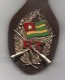 INSIGNE R T  DES FORCES ARMEE Du TOGO  COMPLET  ( République Du TOGO ) - Policia