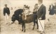 SCÈNE DE PLAGE - Promenade Avec âne.(carte Photo). - Anes