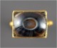 Persian (Islamic) Gold Ring With Protective Eye Gemstone - Archéologie