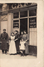 Carte-Photo Non Située  -  Groupe De Femmes Et 1 Militaire Devant Un Café   - Commerce - Unclassified