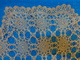 Napperon Ecru (marron Clair) Au Crochet Tres Fin Et Lacet 48x42 Cm Environ A Restaurer - Tablemates