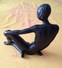 STATUETTE De Femme Noire Nue . N° 2752  GK  . 22 X 25 Cm . - Art Africain