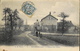 CPA.- FRANCE - Feucherolles Est Situé Dans Le Départ. Des Yvelines - L'Entrée Du Village - Daté 1904  - TBE - Other & Unclassified