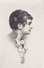 AK Künstlerkarte - Frau Mit Kurzen Haaren, Haarspange Und Blumen - 1917  (28094) - Frauen