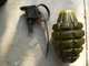 Grenade US Mk2 Ww2 Neutralisée Et Son Container Ww2 - Armes Neutralisées