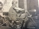 17AB - Photo Carte Fillettes Sur Une Jolie Moto Ancienne - Other & Unclassified