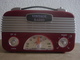 VINTAGE RADIO 40 S EN BAKELITE ROUGE OU PLASTIQUE DUR - Apparaten