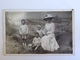 1920 CP Photo Studio Montage Décor Blankenberghe Heyst Femme Chapeau + 3 Enfants Blankenberge - Blankenberge