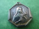Petite Médaille Religieuse/ Sainte Thérése / Basilique De Lisieux / Début XXème Siècle     CAN282 - Religion &  Esoterik