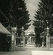 Suisse Interlaken Entrée Du Kursaal Jardins Ancienne Stereo Photo 1900 - Stereoscopic