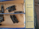 HORNBY MECCANO Lot De 2 Wagons Voyageurs 1 Locomotive BB 8051 Et De Plus De 35 Rails (droits, Courbes Et Aiguillages) - Autres & Non Classés