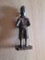 Figurine KINDER MONOBLOC METAL /  GARDE SUISSE SWISS 2 K 98 N 75 - Figurines En Métal