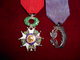 LOT DECORATIONS LEGION D HONNEUR EN L ETAT ET PALMES ACADEMIQUES EN L ETAT - Francia