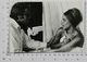 BARBRA STREISAND And RYAN O NEAL (1974) - Vintage PHOTO REPRINT (391-A) - Other & Unclassified