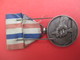 Delcampe - 2 Médailles  Des Chemins De Fer/ Argent Et Or/ R Labarre/ 1948 Et 1958      Med176 - France