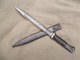 Baïonnette Allemande 84/98 3ème Type à Plaquettes Bakélite Et Son Fourreau Au Numéro, WEYERSBERG 1937, GERMAN BAYONET. - Armes Blanches