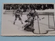 Delcampe - IJSHOCKEY ( O.a. Antwerp Ice Hockey Club - BRABO Kendall Oil - ) Verzameling Foto's + Docu Anno 1940-50 ( HOCKEY ) ! - Sports