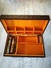 Boîte à Cigare Dessus Cuir Scène Paysanne En Relief - Empty Cigar Cabinet