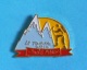 1 PIN'S  //  ** DJEBEL TOUBKAL ** 4165 M ** IMLIL ** MAROC ** - Alpinisme