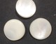 Lot De 3 Boutons En Nacre - Buttons