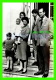 FAMILLES ROYALES - H. M. THE QUEEN WITH THE DUKE OF EDINBURGH, WITH THEIR FAMILY  - VALENTINE'S - - Familles Royales