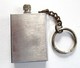 Delcampe - PORTE CLEFS PYROGENE . BRIQUET OBJET DU FUMEUR - Luciferhouders