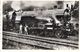 CARTE POSTALE PHOTO 9CM/14CM ORIGINALE DENTELEE INEDITE DE LA LOCOMOTIVE 2901 OUEST AUX ESSAIS DE 1957 LA VIE DU RAIL - Equipment