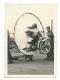 2 - LOT 2 ANCIENNES PHOTOS ACROBATIE MOTOCYCLISTE, CASCADE, MOTO, MOTARD, FIGURE, PARADE, DEFILE, SPECTACLE - Motos