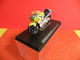 MOTO 1/24 > Honda NSR 500 Sous Vitrine > Valentino Rossi 2001 - Motos