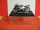 MOTO 1/24 > Suzuki GSX R - J.M Bayle - S. Gimbert - N. Dussauge (sous Vitrine) - Motorfietsen