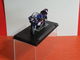 MOTO 1/24 > Yamaha R7 J.M Deletang - F. Foret - M. Willis 2000 (sous Vitrine) - Moto