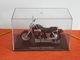 MOTO 1/24 > Yamaha 1200V MAX (sous Vitrine) - Motos