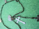 Chapelet Religieux Ancien De Communiant/Perles Métalliques / Avec 4 Médailles / Mi - XXéme Siécle                 CAN750 - Religion & Esotérisme